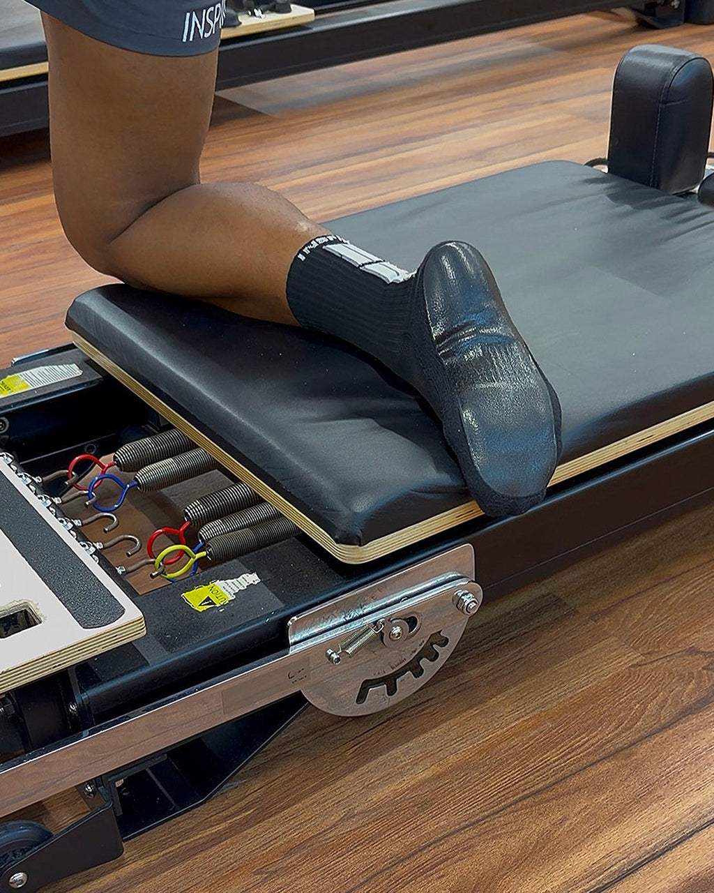 BLACK FULL GRIP TRAINING SOCKS - NO SLIP PERFORMANCE