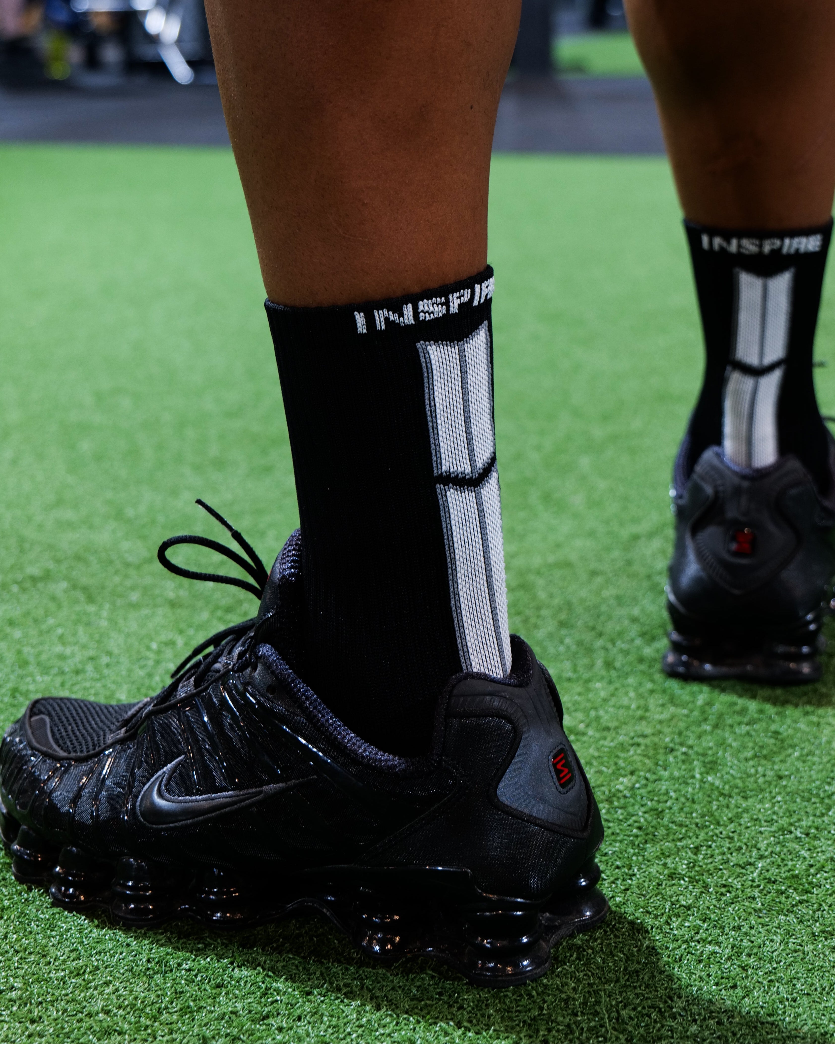BLACK FULL GRIP TRAINING SOCKS - NO SLIP PERFORMANCE
